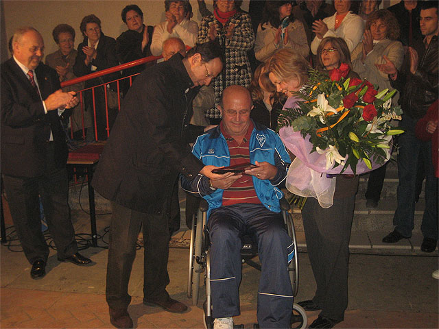 Llano de Brujas se vuelca para recibir al Presidente de su Junta Municipal que regresa tras superar una enfermedad - 2, Foto 2