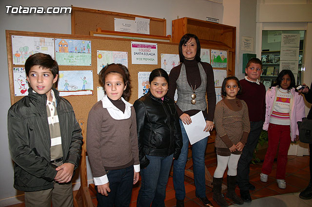 Seis niños de 4º y 5º curso de Primaria ganan el “V Concurso sobre los Derechos del Niño” - 1