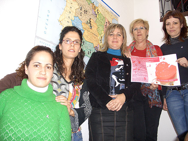 La concejalía de Mujer e Igualdad de Oportunidades ha duplicado las jornadas y las actividades para protestar contra la violencia de género - 1, Foto 1