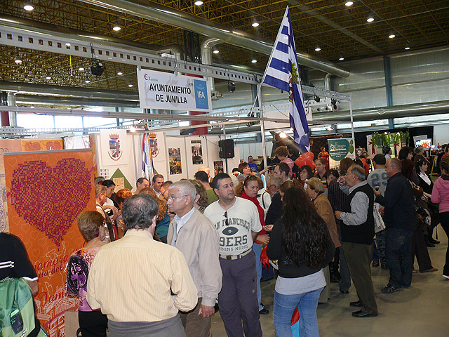 El concejal de fiestas valora satisfactoriamente la presencia de Jumilla en la feria de Alicante ‘Expofiesta’, visitada por más de 20.000 personas - 2, Foto 2