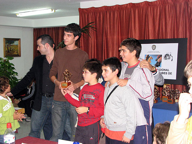 Gran actuacin de los equipos totaneros de ajedrez en el Campeonato Regional por Equipos de Clubes - 31