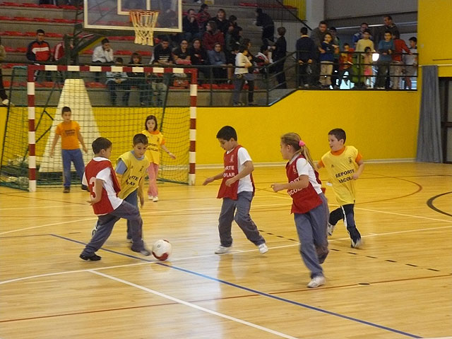 Se ponen en marcha los Juegos Escolares con la participacin de los nueve centros de educacin primaria - 1