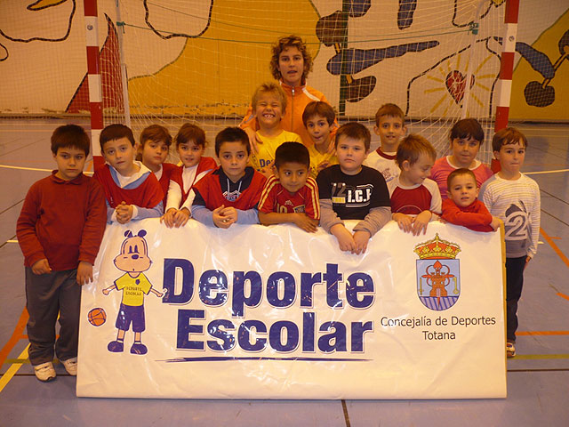 Se ponen en marcha los Juegos Escolares con la participacin de los nueve centros de educacin primaria - 5