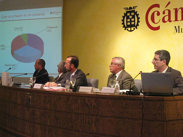 El precio y la calidad son los principales criterios de los murcianos a la hora de hacer sus compras - 1, Foto 1