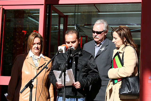 Cehegín homenajea a las víctimas de la violencia de género - 1, Foto 1