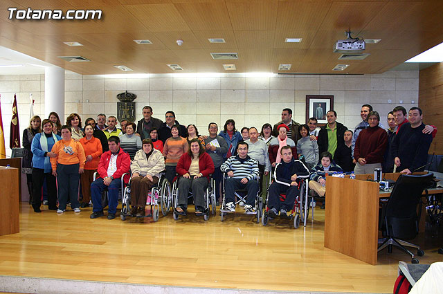 Autoridades municipales realizan una recepción institucional a los usuarios del Centro Ocupacional “José Moyá”, Foto 1