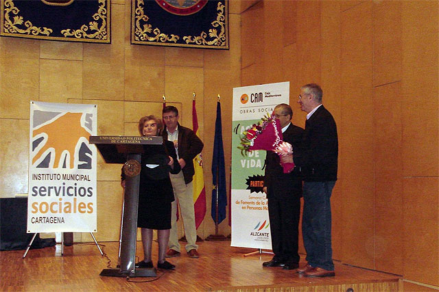 300 mayores y sus familias participaron en la marcha a pie intergeneracional - 3, Foto 3