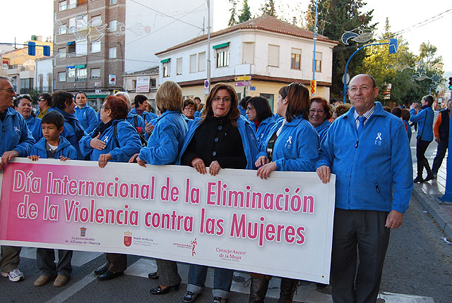 El Ayuntamiento conmemora el Da internacional para la eliminacin de la violencia contra las mujeres, Foto 1