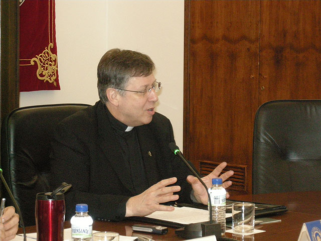 El presidente de Cáritas E.E.U.U., Larry Snyder, visita la UCAM - 1, Foto 1
