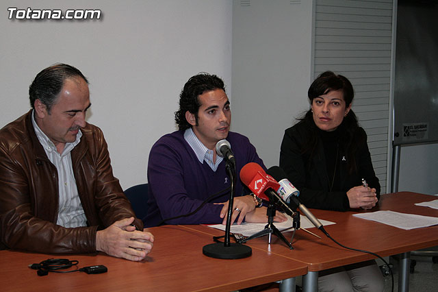 Ms de 40 personas participan en la jornada sobre “El certificado digital y factura electrnica” - 12