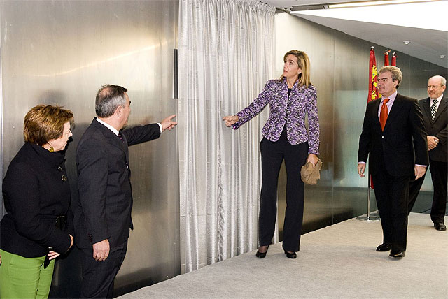 La Infanta Cristina inaugura el ARQUA - 7