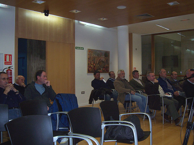 El sector de la agricultura y la ganadería de Totana promocionará su mercado al exterior a través de un logotipo, Foto 2