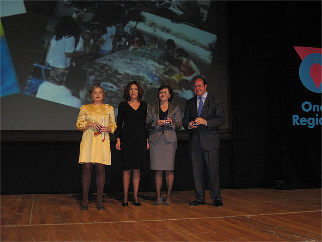 El Instituto de la Juventud de la Región es premiado por su apoyo a los jóvenes con discapacidad - 1, Foto 1