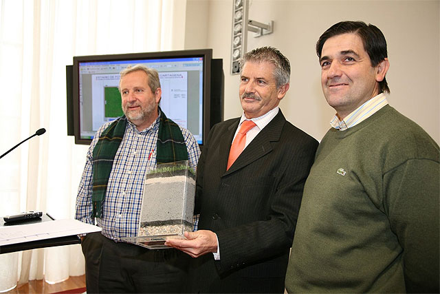 Un miniestadio de césped artificial al servicio de la ciudad - 1, Foto 1