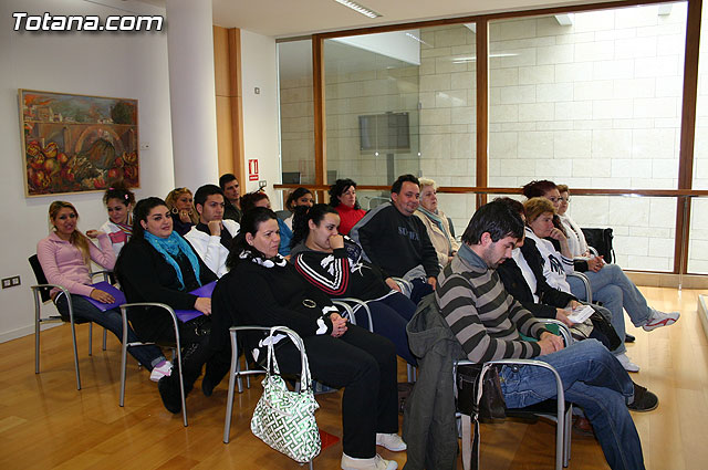 Se clausura el “Taller formativo de habilidades sociales para el empleo” dirigido a personas que desean encontrar un trabajo - 2