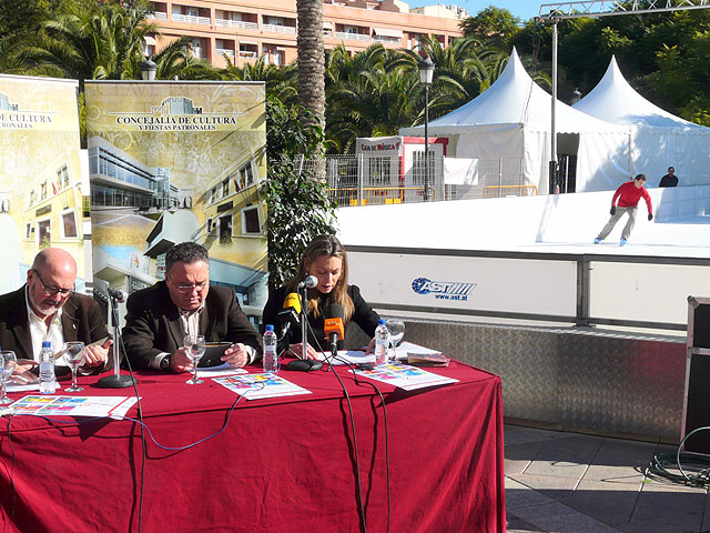 El XII Festival Coral Villancicos de Molina se celebra los días 12 y 13 de diciembre en el Teatro Villa de Molina - 1, Foto 1