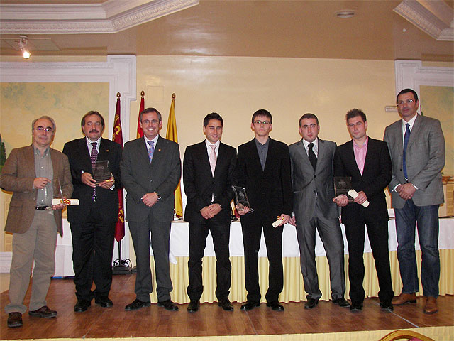 Jaime García, atleta local de taekwondo, Mejor Deportista 2007-08 en la VI Gala del Deporte de Archena - 1, Foto 1