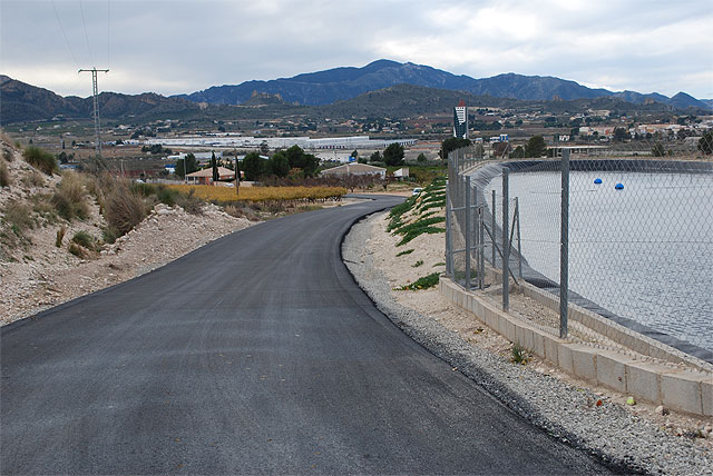 Finalizan las obras de pavimentación de tres caminos rurales - 1, Foto 1
