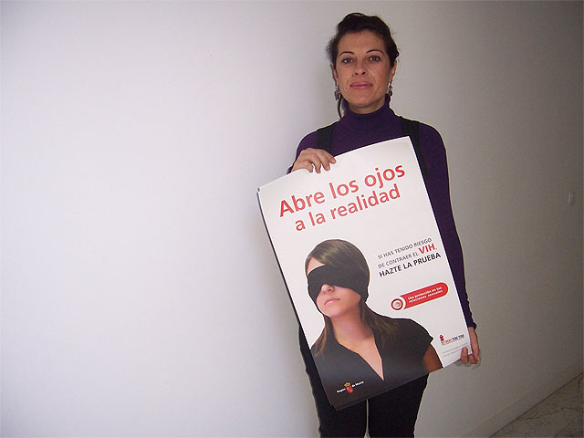 La Concejalía de Sanidad pone en marcha la campaña “Abre los ojos a la realidad”, con motivo del Día Mundial del Sida que se celebra hoy lunes 1 de diciembre, Foto 1