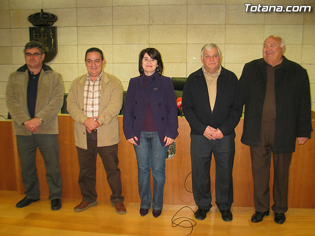 El Roscón gigante de Reyes de más de 140 metros este año se realizará en beneficio de Cáritas, Foto 1