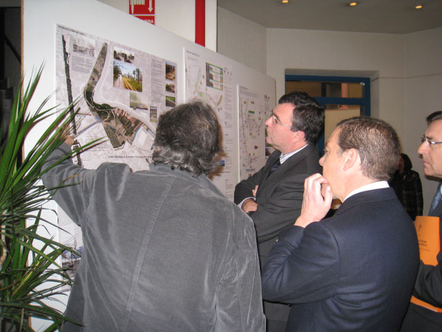 Obras Públicas y el Ayuntamiento de Alcantarilla firman un convenio para redactar el proyecto ‘Parques Integrados’ - 2, Foto 2