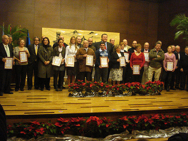 Homenaje a los establecimientos comerciales más veteranos del municipio - 1, Foto 1