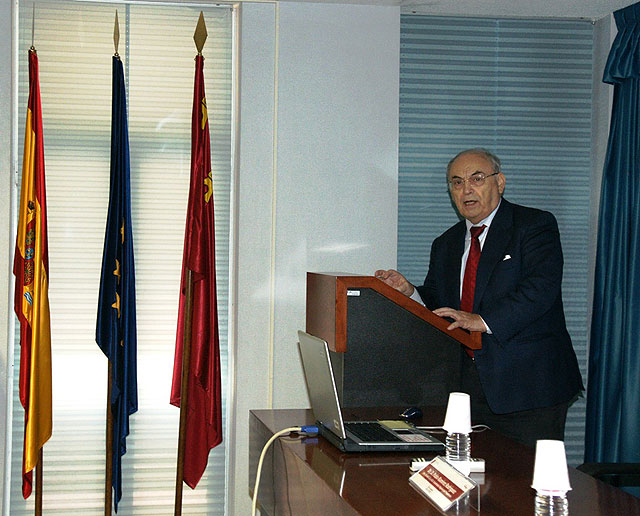 La Arrixaca acogió hoy una conferencia en memoria del doctor Jiménez-Cervantes - 1, Foto 1