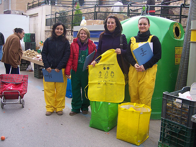 Campaña “Separar y reciclar está en tus manos”, Foto 1