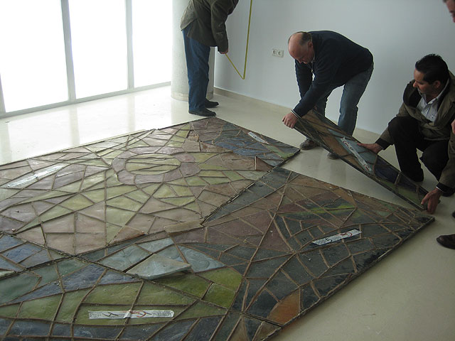 Luz verde a la  instalación de las monumentales vidrieras del Club Remo, obra de Muñoz Barberán - 1, Foto 1
