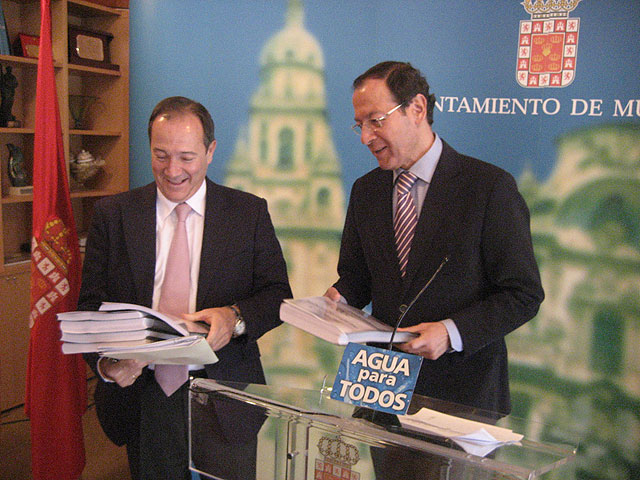 El Alcalde presenta unos Presupuestos austeros y rigurosos que, pese a la crisis, permitirán que Murcia avance - 1, Foto 1