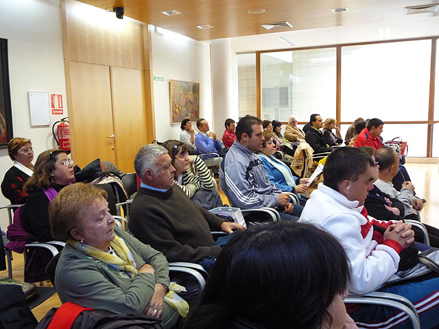Los usuarios y profesionales del Centro Ocupacional “José Moyá” conmemoran el Día Mundial de las personas con discapacidad, Foto 3
