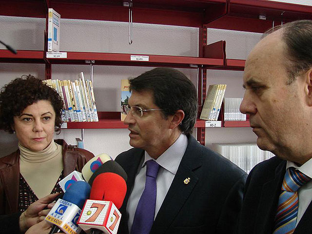 El Alcalde de Lorca, Francisco Jódar, inaugura la nueva Biblioteca Municipal de La Hoya - 3, Foto 3
