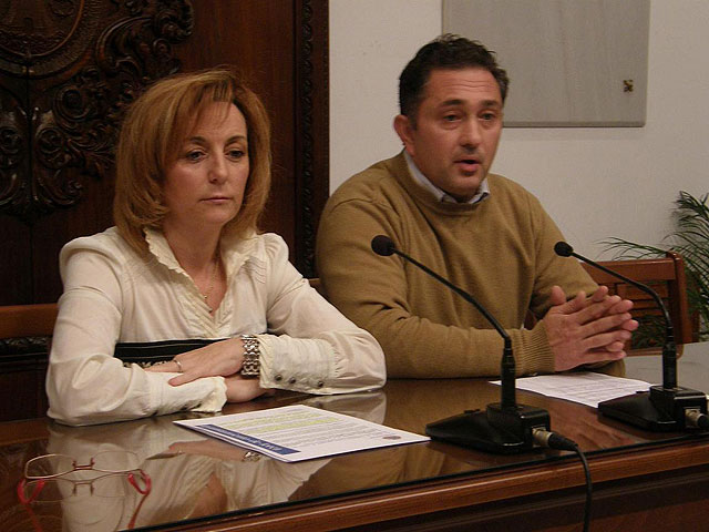 El Ayuntamiento de Lorca presentará el proyecto de una piscina cubierta del Barrio de San Antonio a la convocatoria del Fondo Estatal de Inversión Local - 1, Foto 1