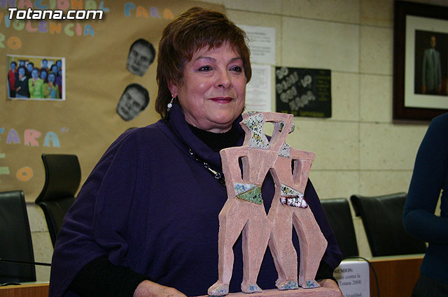 Entregan los premios del concurso de Arte por la Igualdad Totana 2008 y el de carteles contra la violencia de gnero - 13