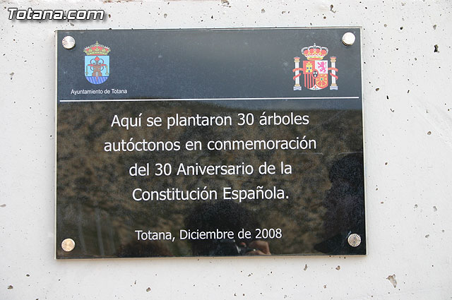 Plantan 30 rboles autctonos en la Ciudad Deportiva “Sierra Espuña” para celebrar el 30 aniversario de la Constitucin Española - 23
