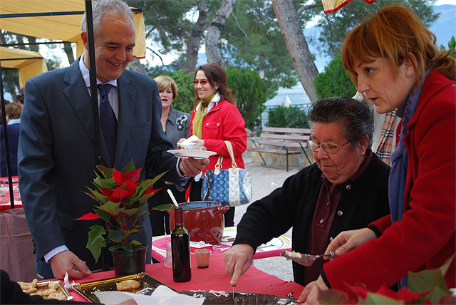 Dulces típicos en la I Muestra de repostería navideña celebrada en Abarán - 1, Foto 1