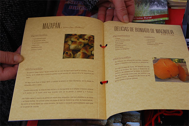 Dulces típicos en la I Muestra de repostería navideña celebrada en Abarán - 3, Foto 3