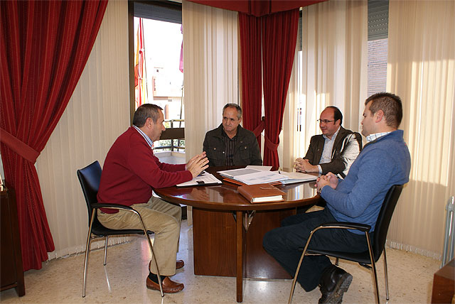 El Alcalde se reune con la nueva asociación ACEGA (Asociación de Empresarios de Ganadería y Agricultura de Lorca) - 1, Foto 1