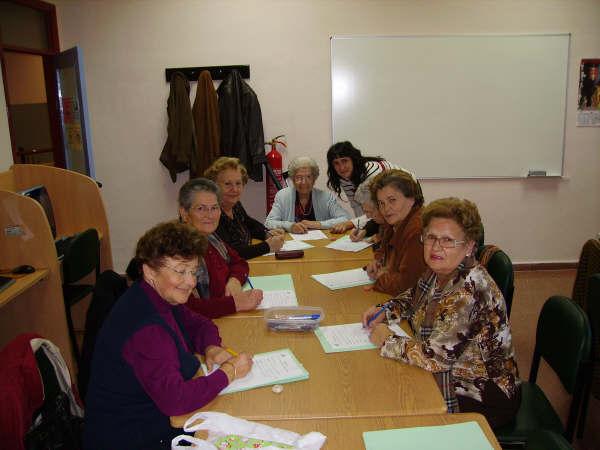 Se pone en marcha “el Taller de Entrenamiento de la Memoria” en el Centro Municipal de Personas Mayores de Totana por segundo año consecutivo, Foto 3