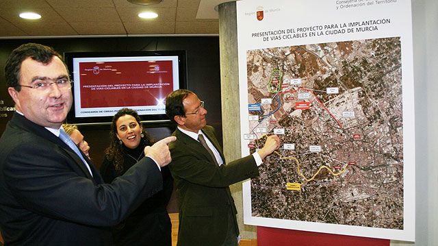 Obras Públicas subvenciona la construcción de la nueva red de carril bici que conectará los campus universitarios con el centro de Murcia - 1, Foto 1
