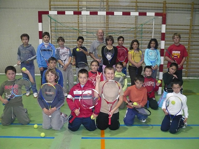 La Concejalia de Deportes ha puesto en marcha 26 modulos deportivos en los Centros de Enseñanza - 9