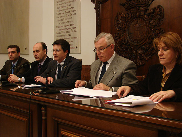 El Ayuntamiento de Lorca firma un convenio con la Universidad de Murcia para propiciar el funcionamiento del Centro de Estudios Medievales - 1, Foto 1