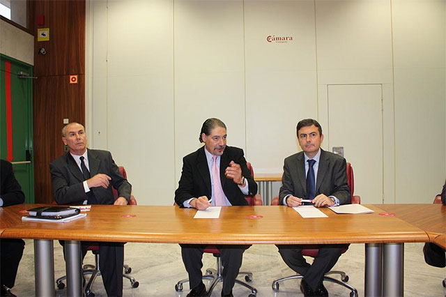 El PSOE propone reducir un 30 por ciento las cargas administrativas a las PYMES - 1, Foto 1