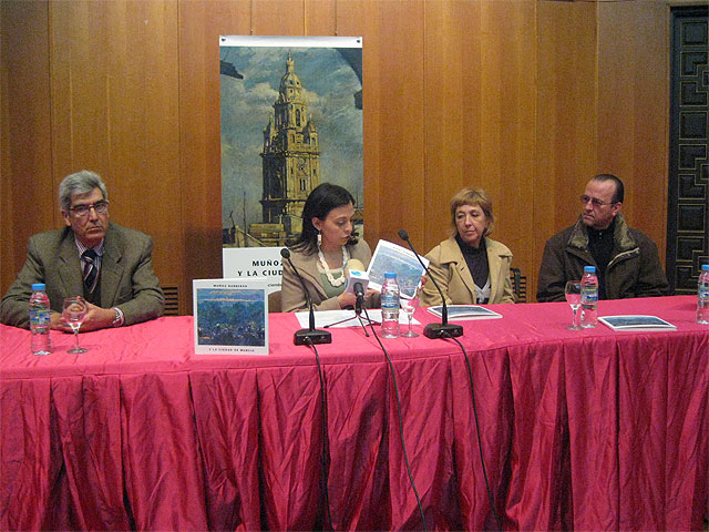 El Palacio Almudí expone la Murcia urbana de Muñoz Barberán - 1, Foto 1