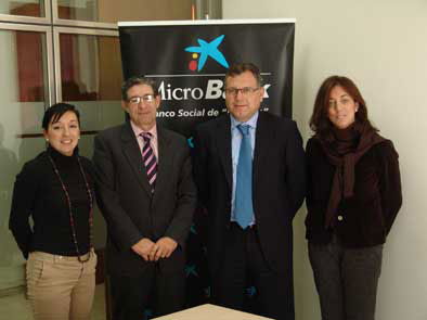 Microbank y el Ayuntamiento de Bullas firman un acuerdo para la financiación de microcréditos - 2, Foto 2
