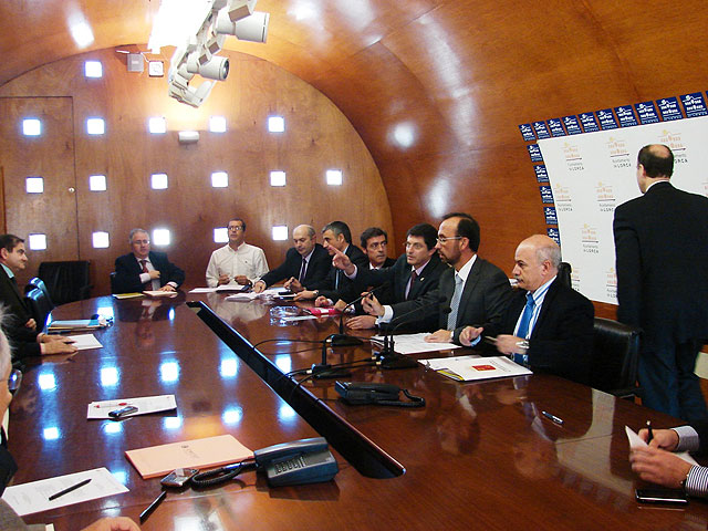 Salvador Marín afirma que Lorca será una ciudad plenamente universitaria en 2010 - 1, Foto 1