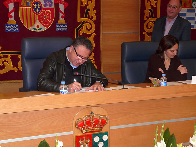El Ayuntamiento de Molina de Segura firma convenios con las Asociaciones de Madres y Padres de Alumnos de 18 colegios para la realización de actividades formativas extraescolares - 2, Foto 2