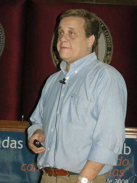 “Los medios tradicionales no van a desaparecer por la crisis o Internet” - 2, Foto 2