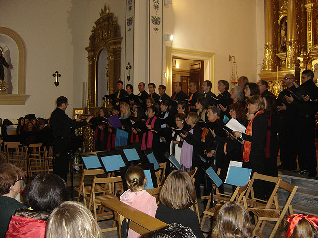 El V Encuentro de Corales llevó la Navidad a la iglesia de san Francisco Javier - 2, Foto 2