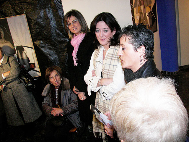 ‘26 mujeres’ en la sala de exposiciones del Palacete de Villarrías. - 2, Foto 2